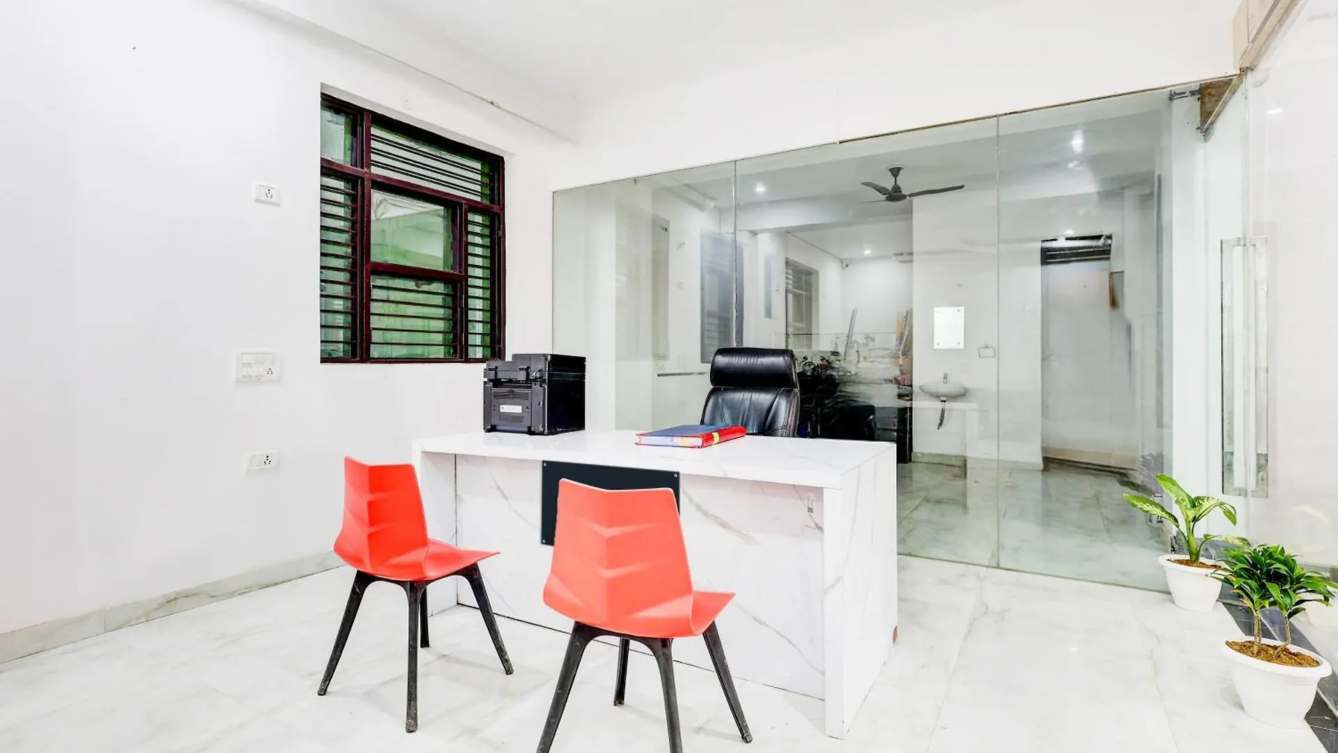 Super Hotel O Divine Stay Гургаон Индия