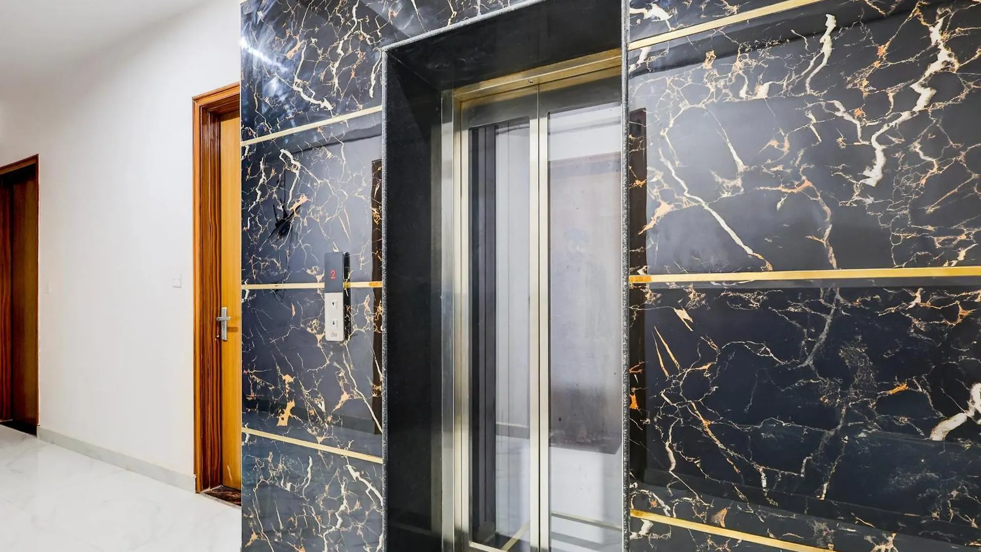 Super Hotel O Divine Stay Gurgaon